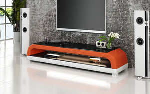 Wili TV Stand